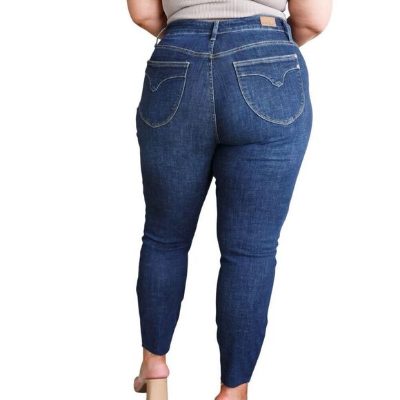 NWT Judy Blue Skinny Fit Tummy Control Top Raw Hem Jeans Size 16W - Picture 2 of 8